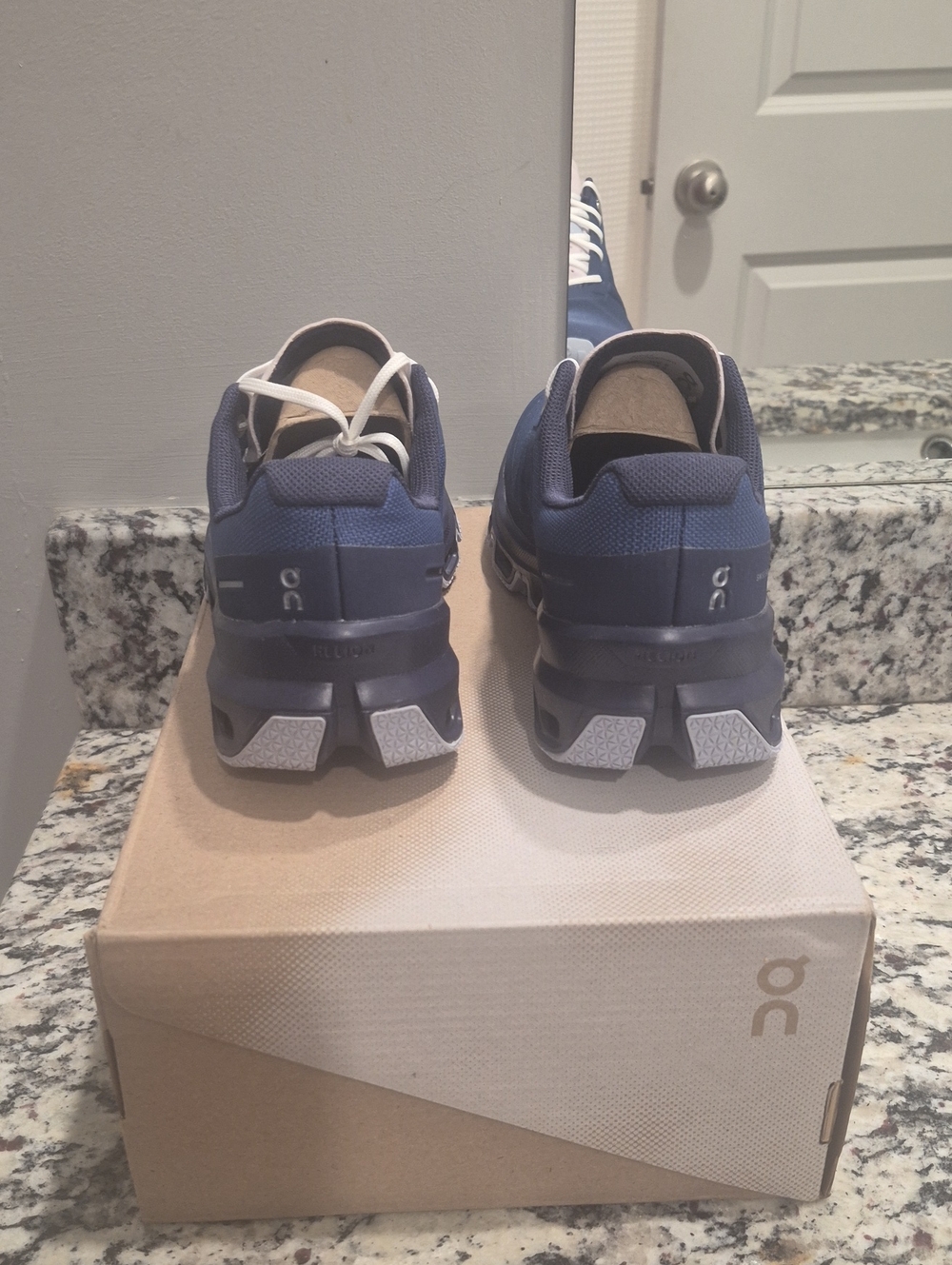 New On Running Women's Navy and White Cloud Athletic Shoes - Picture 3 of 7